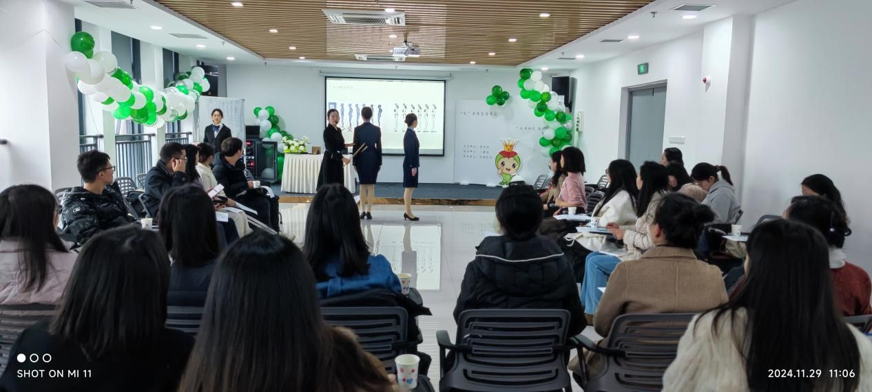 07b16da83aae00bf0cd8eca851e9ed2